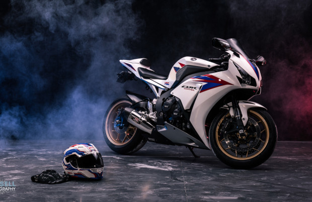 cbr1000rr-front-3qrt-webV2